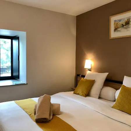 Hotel Du Cezallier